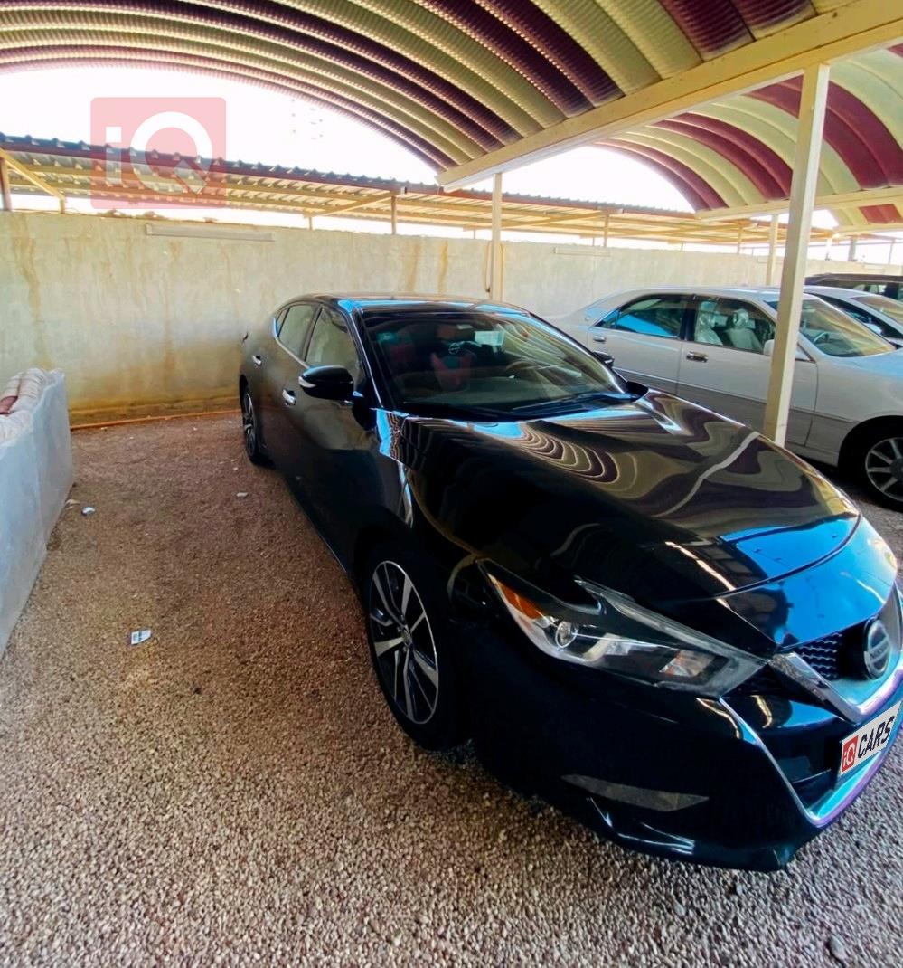 Nissan Maxima